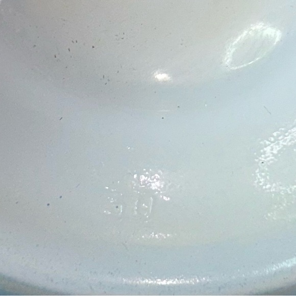 Colorful Mug Set vintage set of 5 milk glass pedestal cups - Picture 8 of 8